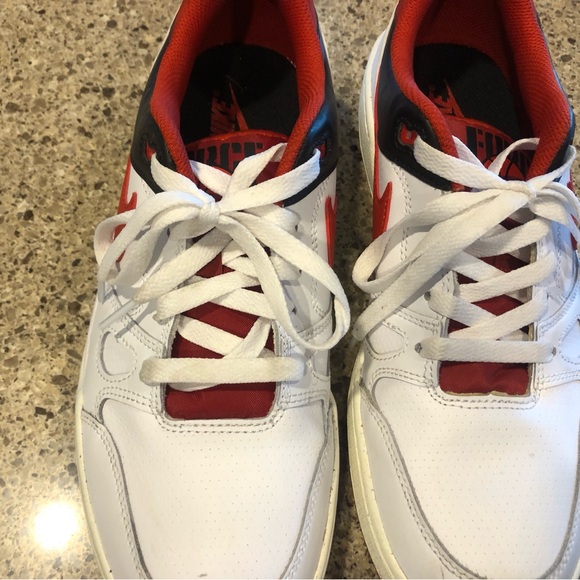 Nike White Sneakers with Red and Black Details - Picture 4 of 7